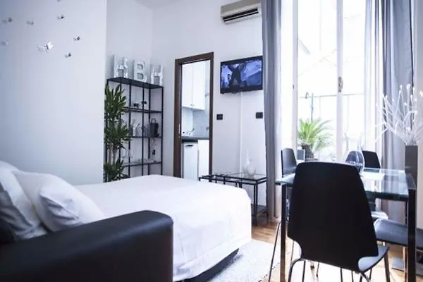 Hemeras Boutique House Aparthotel Duomo 12 Milano Hotell